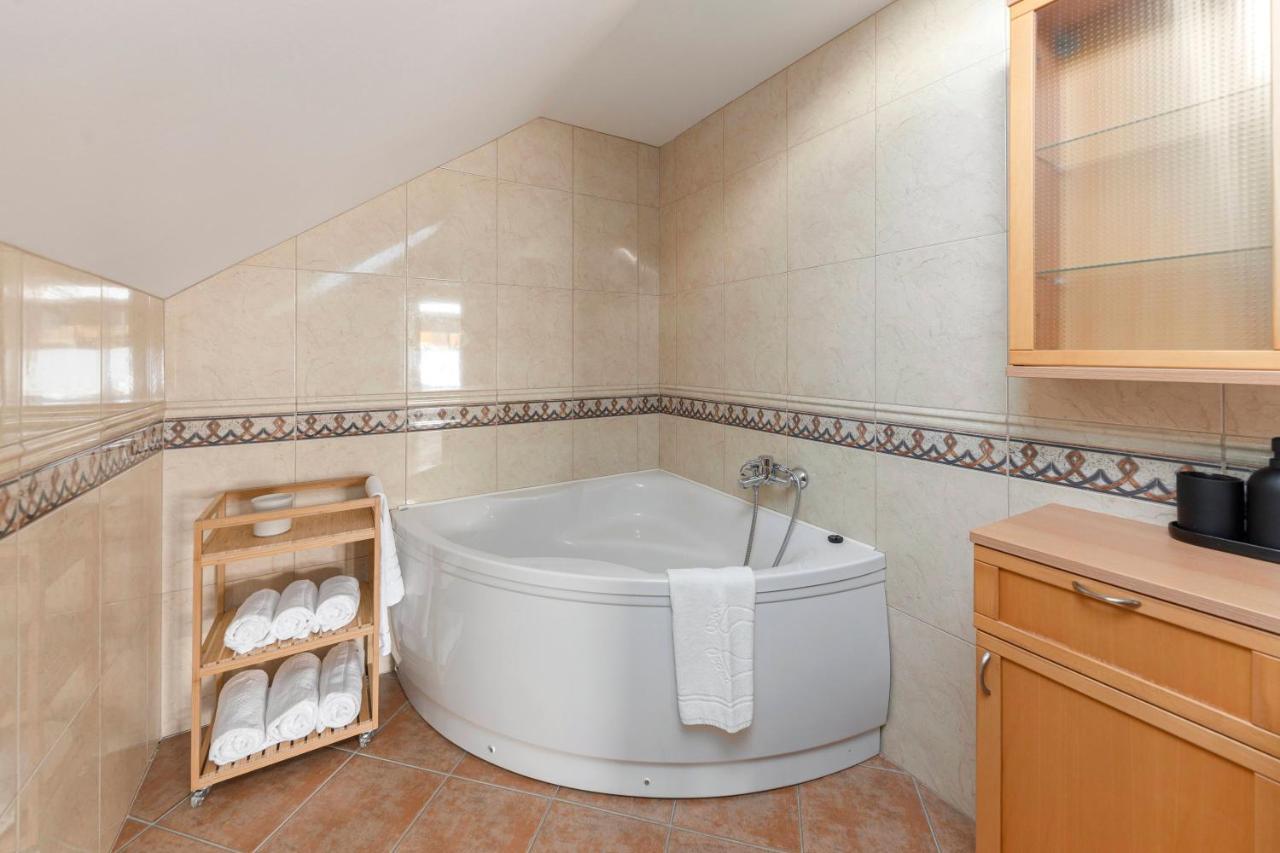 Guest House Struc Slovenj Gradec Luaran gambar